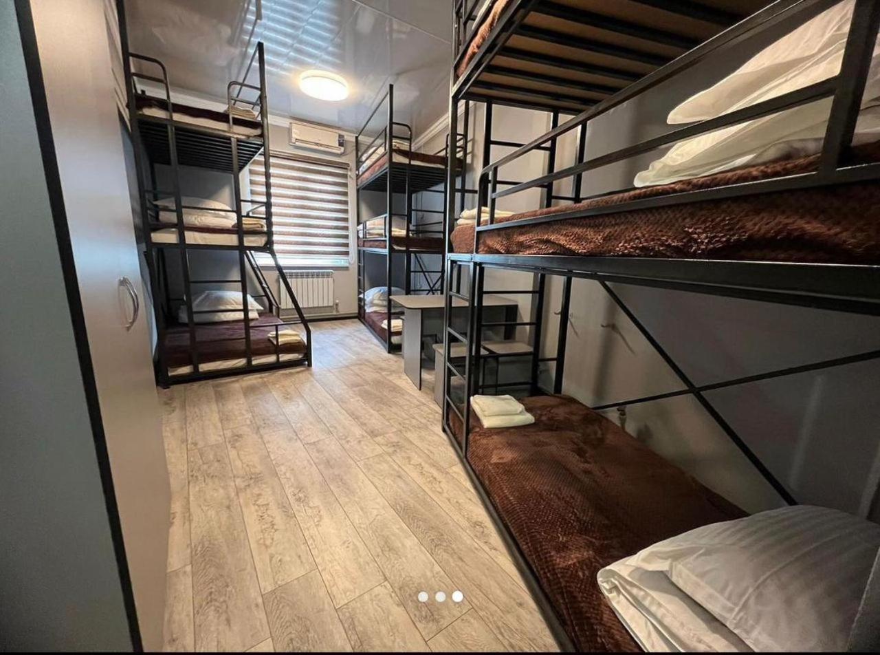 Kuze Hostel Almaty Luaran gambar