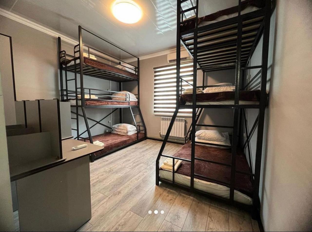 Kuze Hostel Almaty Luaran gambar